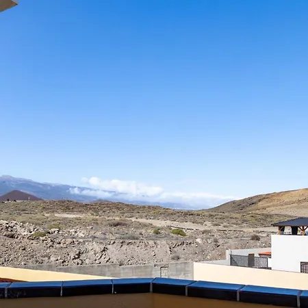 The Tree House Coliving * El Médano